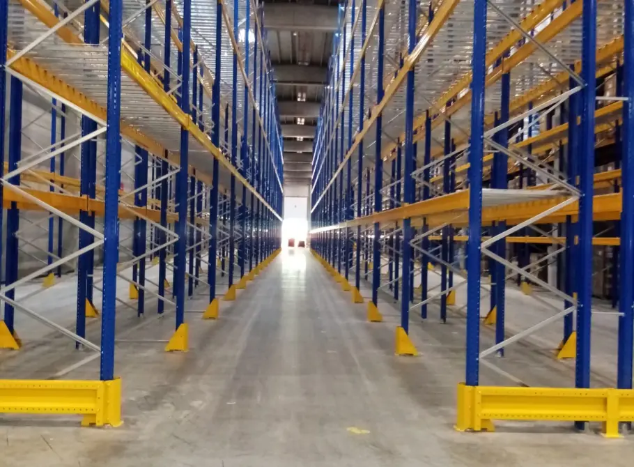 Kenmerken van onze <span>aanrijdbeveiliging voor stellingen</span>